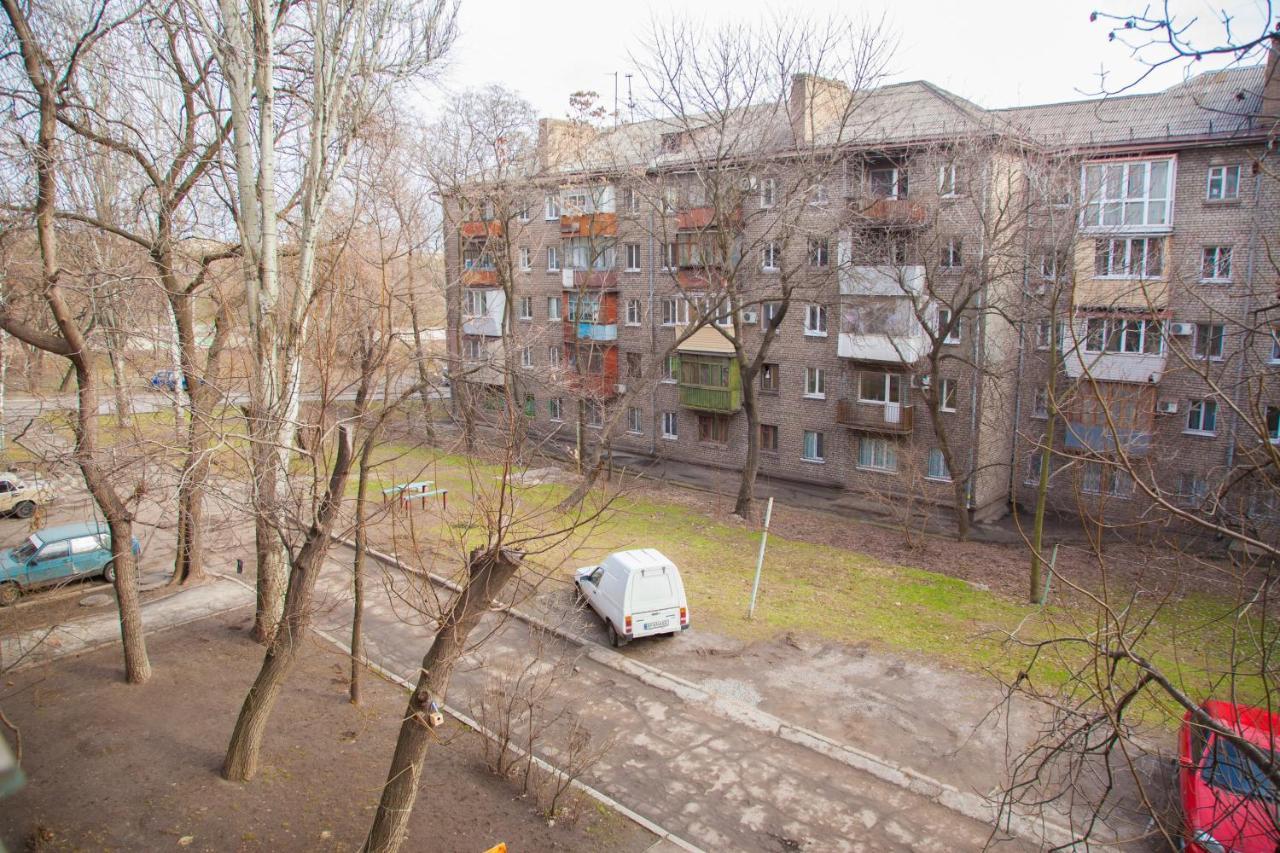 Semi Luxury Apt On Yatsenka 8 Near Intourist Hotel Zaporizhia Esterno foto
